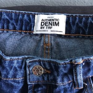 BRAND NEW ZARA US SIZE 8 MOM FIT JEANS